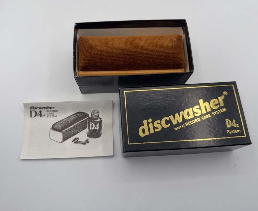 Discwasher D4+ Record Care System Vinyl Cleaning Kit